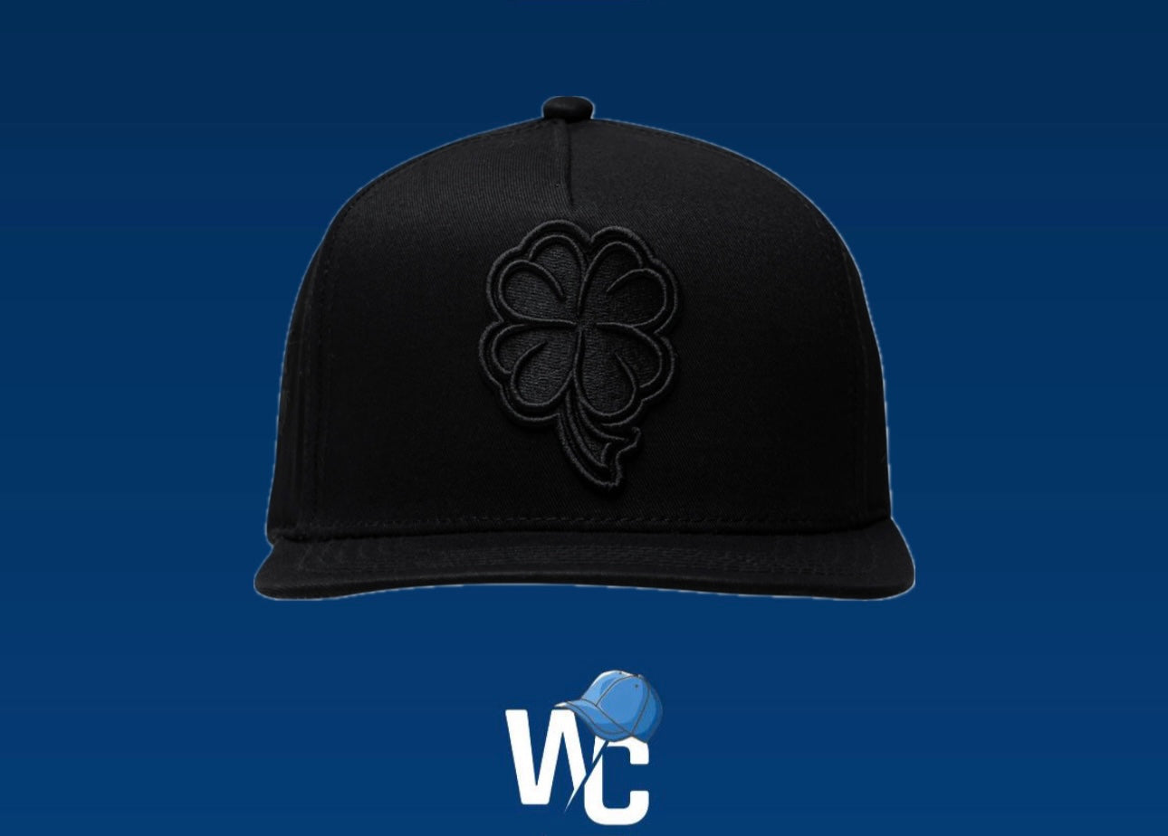 TRÉBOL BLACK