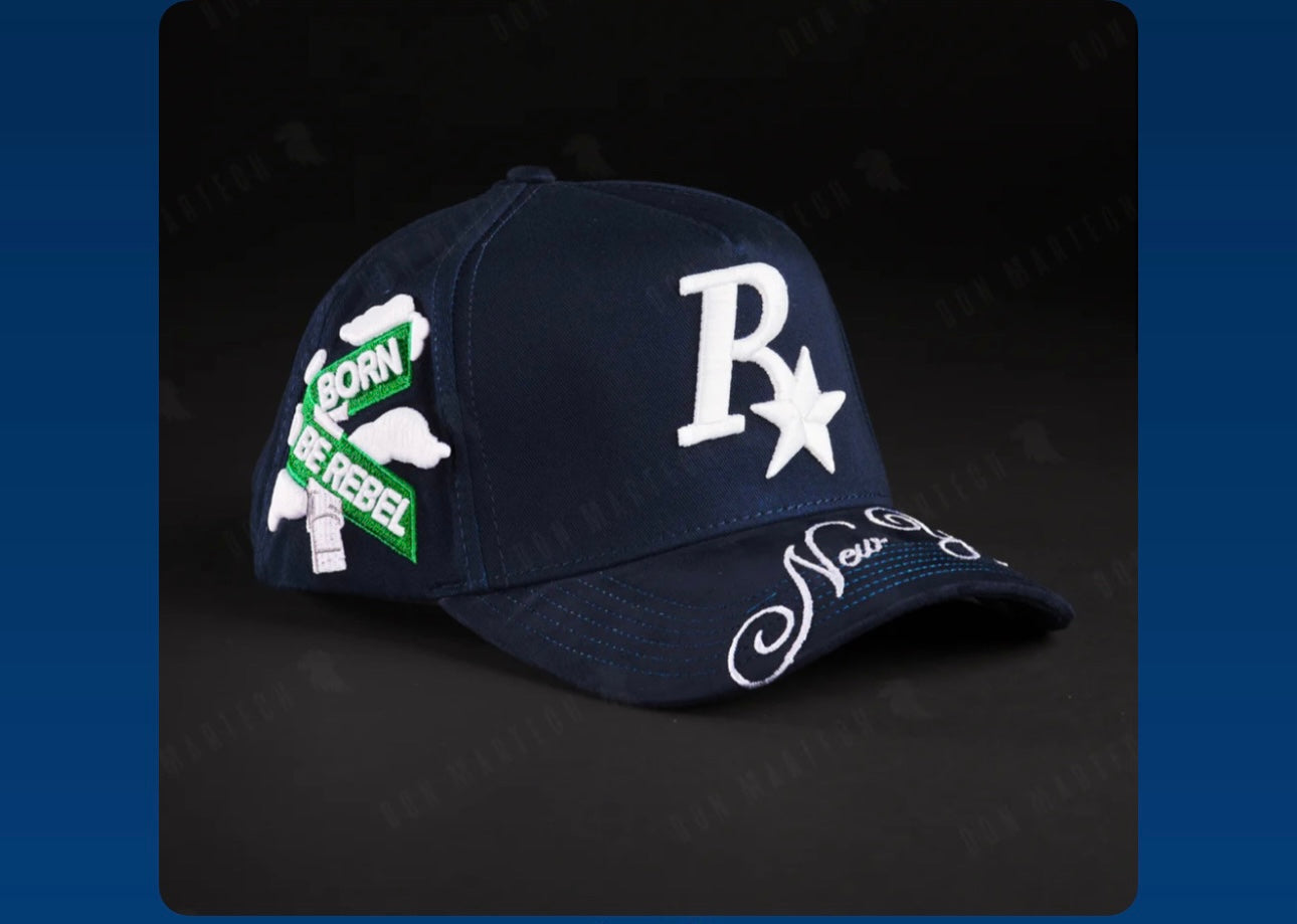 REBEL HATS ESTATUA